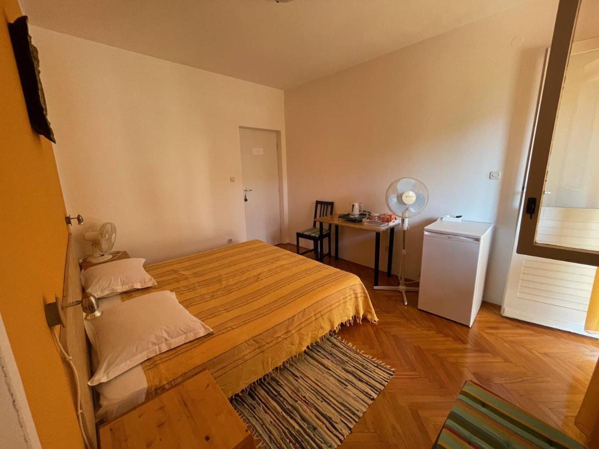 Hvar Guesthouse - Double Bedroom With Private Bathroom Jelsa  Exteriér fotografie