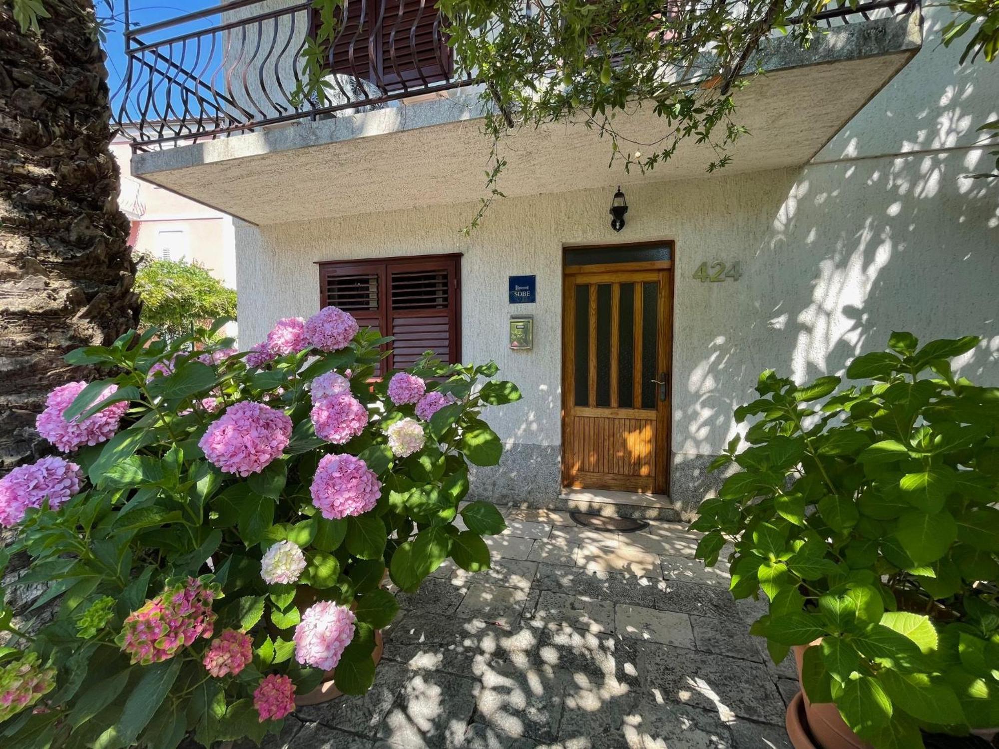 Hvar Guesthouse - Double Bedroom With Private Bathroom Jelsa  Exteriér fotografie